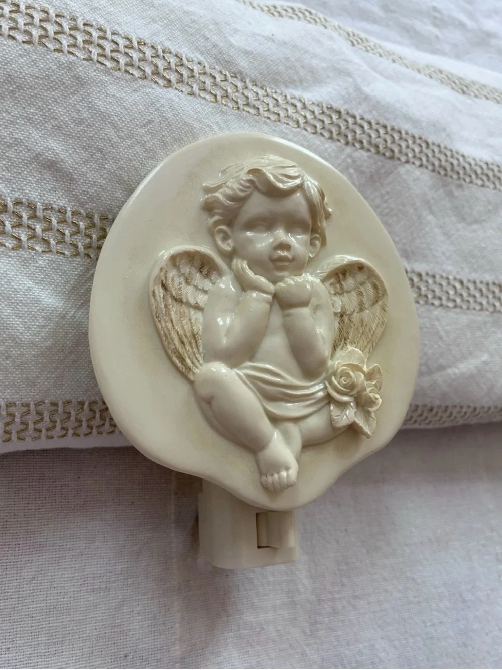 N/A ceramic cherub